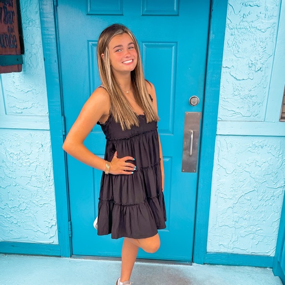 Meet your Posher, Leigha - Picture 1 of 1